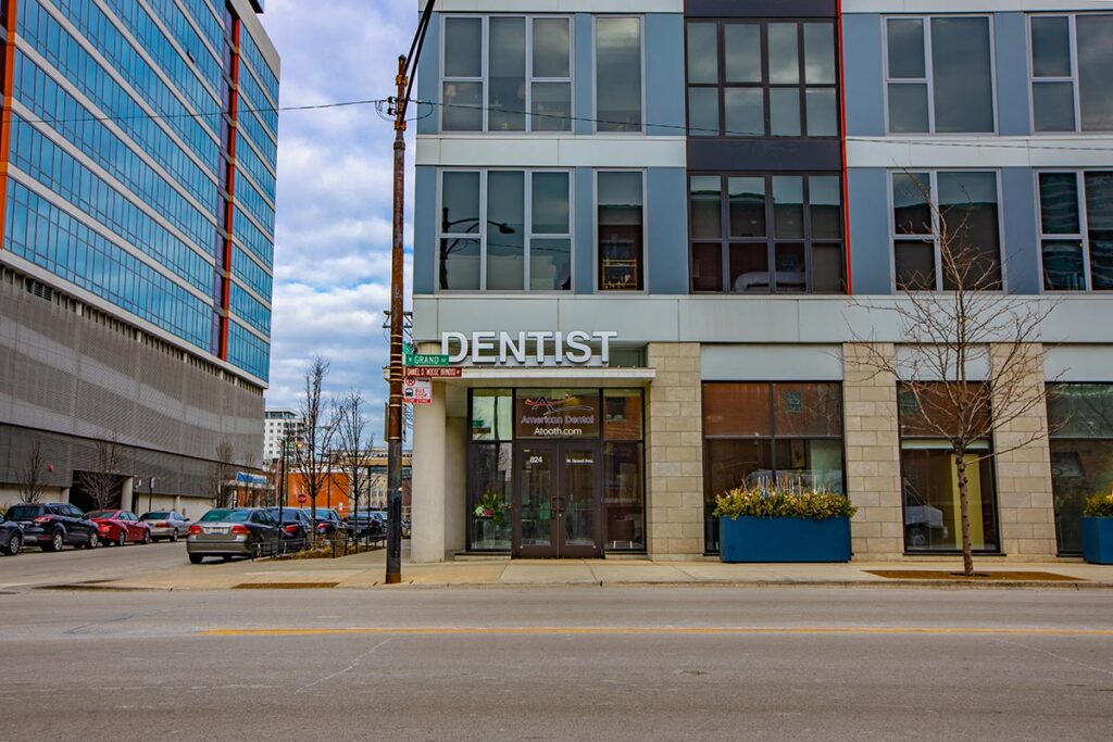 chicago river west dentist