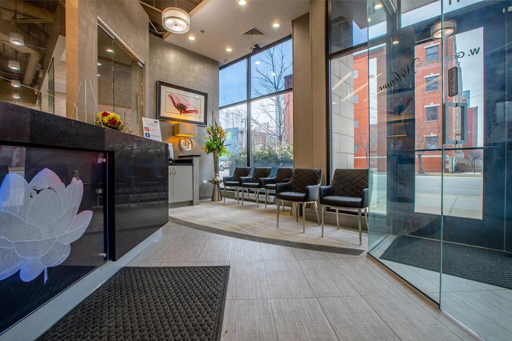 chicago river west dentist