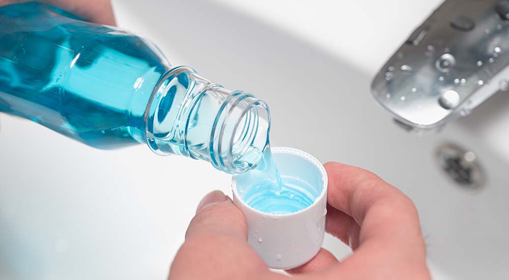 A Recent Study From Listerine Found the Brand’s Antiseptic Does Better Than Flossing at Reducing
